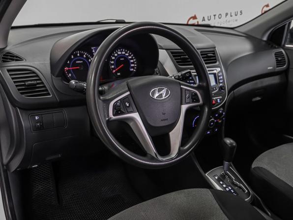 Hyundai Solaris I с пробегом 2012 года, цена 849 000 рублей, 202698 км, хэтчбек, Автокод Объявления