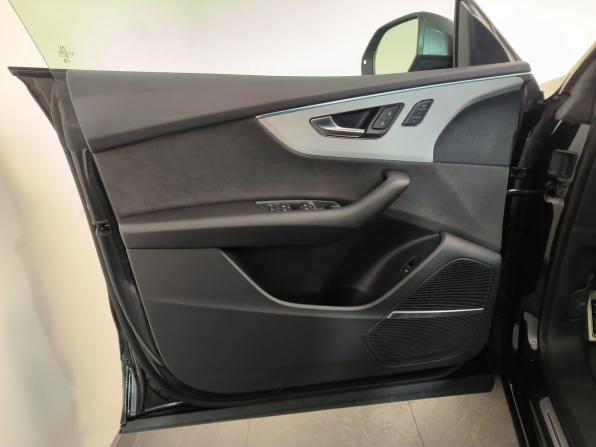 Audi Q8 I (4M) с пробегом 2023 года, цена 11 790 000 рублей, 32452 км, внедорожник, Автокод Объявления