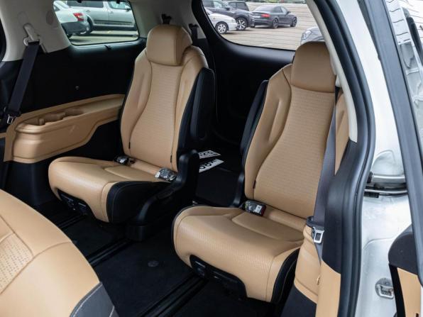 Kia Carnival IV с пробегом 2020 года, цена 4 470 000 рублей, 80717 км, минивэн, Автокод Объявления