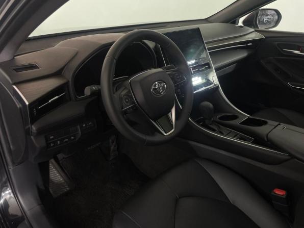 Toyota Avalon V с пробегом 2022 года, цена 2 980 000 рублей, 57312 км, седан, Автокод Объявления