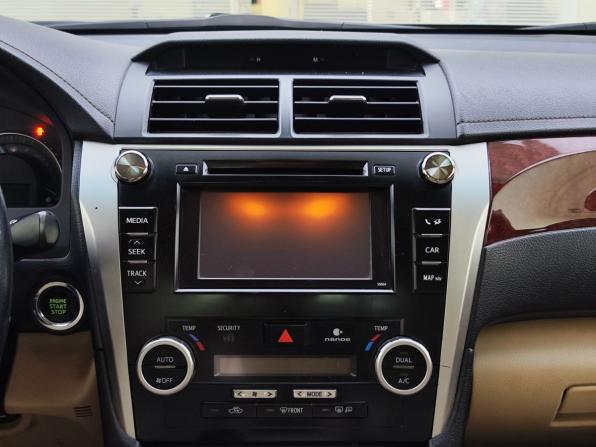 Toyota Camry VII (XV50) с пробегом 2013 года, цена 1 199 000 рублей, 439627 км, седан, Автокод Объявления