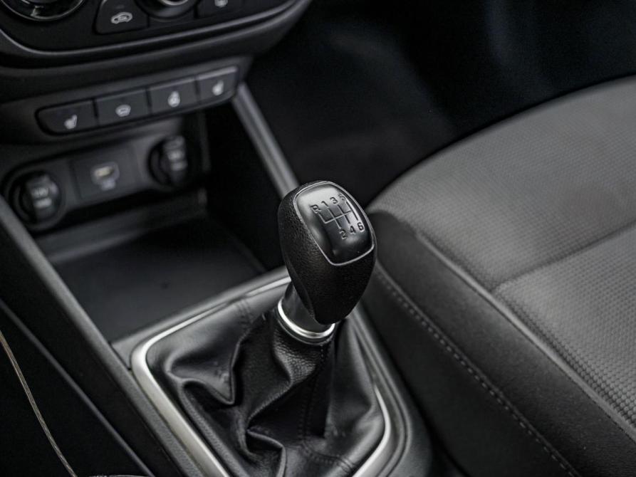 Hyundai Solaris II Санкт-Петербург  - изображение 10