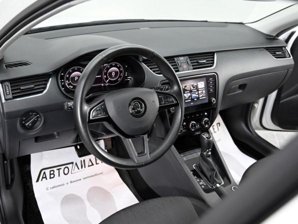 Skoda Octavia III (A7) Рестайлинг с пробегом 2019 года, цена 1 159 000 рублей, 73394 км, лифтбек, Автокод Объявления