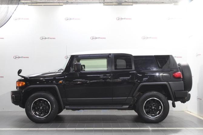 Toyota FJ Cruiser с пробегом 2018 года, цена 4 700 000 рублей, 46728 км, внедорожник, Автокод Объявления