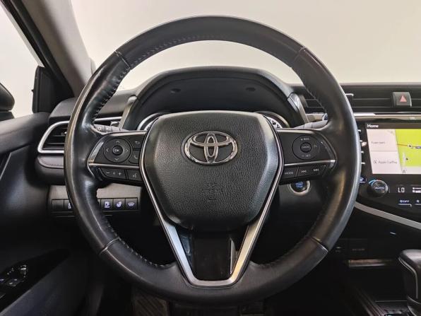 Toyota Camry VIII (XV70) с пробегом 2019 года, цена 2 940 000 рублей, 98569 км, седан, Автокод Объявления