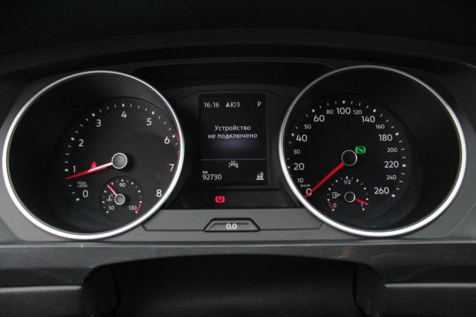 Volkswagen Tiguan II Рестайлинг с пробегом 2021 года, цена 2 745 000 рублей, 92730 км, внедорожник, Автокод Объявления