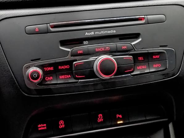 Audi Q3 I (8U) Рестайлинг с пробегом 2017 года, цена 2 490 000 рублей, 76827 км, внедорожник, Автокод Объявления