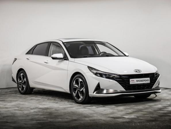 Hyundai Elantra VII (CN7) с пробегом 2023 года, цена 2 126 000 рублей, 29049 км, седан, Автокод Объявления