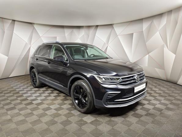 Volkswagen Tiguan II Рестайлинг с пробегом 2022 года, цена 2 599 000 рублей, 36370 км, внедорожник, Автокод Объявления