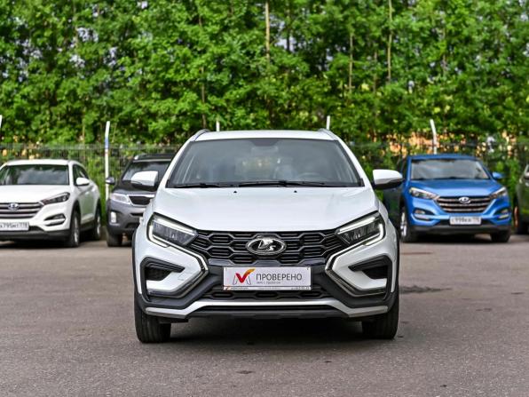 Lada (ВАЗ) Vesta I Рестайлинг (NG) с пробегом 2024 года, цена 1 260 000 рублей, 52518 км, универсал, Автокод Объявления