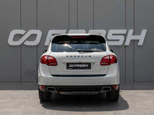Porsche Cayenne II (958) с пробегом 2012 года, цена 2 570 000 рублей, 176251 км, внедорожник, Автокод Объявления