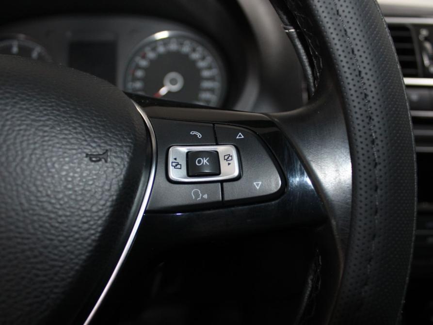 Volkswagen Polo V Рестайлинг Старый Оскол  - изображение 13