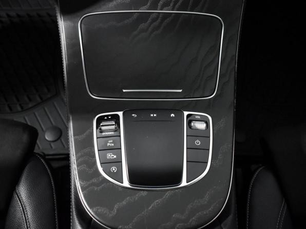Mercedes-Benz E-Класс V (W213 S213 C238) Рестайлинг с пробегом 2021 года, цена 4 935 000 рублей, 36016 км, седан, Автокод Объявления