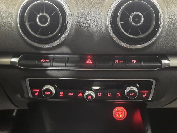 Audi A3 III (8V) с пробегом 2013 года, цена 888 000 рублей, 317000 км, седан, Автокод Объявления