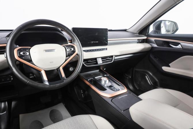 Haval Jolion I Рестайлинг с пробегом 2024 года, цена 2 599 000 рублей, 31100 км, внедорожник, Автокод Объявления