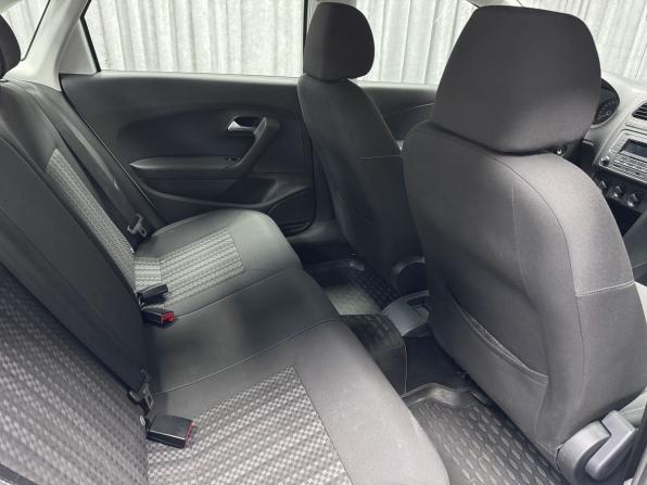 Volkswagen Polo V Рестайлинг с пробегом 2016 года, цена 1 049 000 рублей, 92211 км, седан, Автокод Объявления