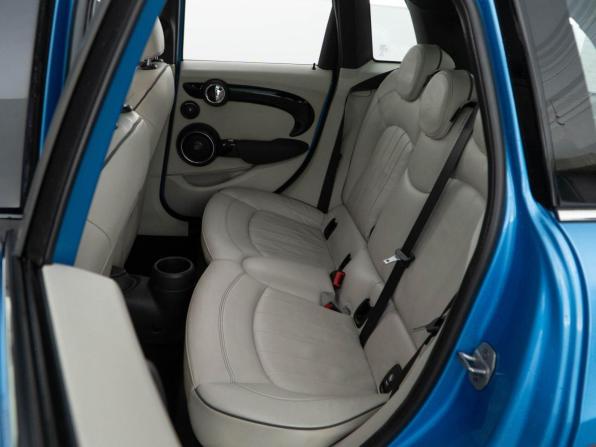 Mini Hatch III (F55/F56) с пробегом 2016 года, цена 2 085 055 рублей, 103867 км, хэтчбек, Автокод Объявления