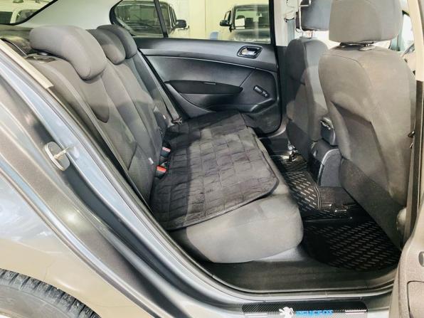 Peugeot 408 I с пробегом 2013 года, цена 600 000 рублей, 190000 км, седан, Автокод Объявления