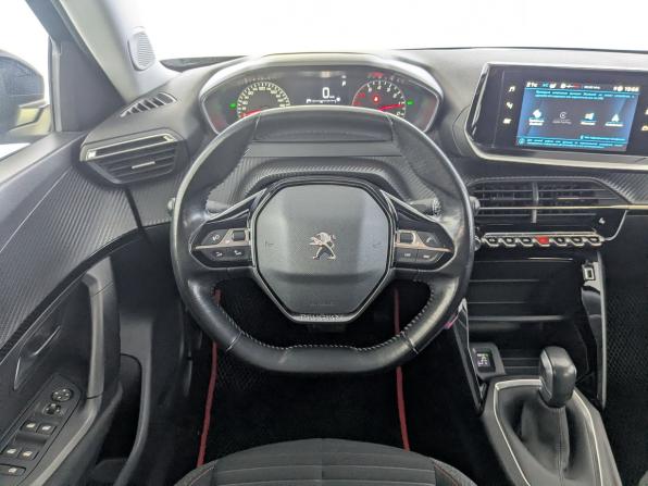 Peugeot 2008 II с пробегом 2021 года, цена 1 790 000 рублей, 118589 км, внедорожник, Автокод Объявления
