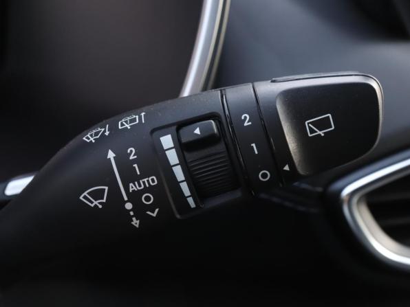 Hyundai Santa Fe IV Рестайлинг с пробегом 2022 года, цена 4 120 000 рублей, 54414 км, внедорожник, Автокод Объявления