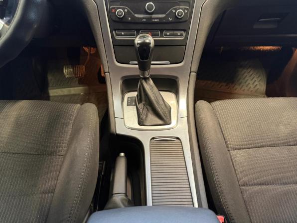 Ford Mondeo IV Рестайлинг с пробегом 2011 года, цена 900 000 рублей, 252648 км, седан, Автокод Объявления