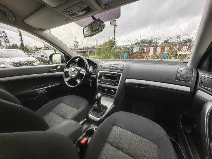 Skoda Octavia II (A5) Рестайлинг Санкт-Петербург  - изображение 10