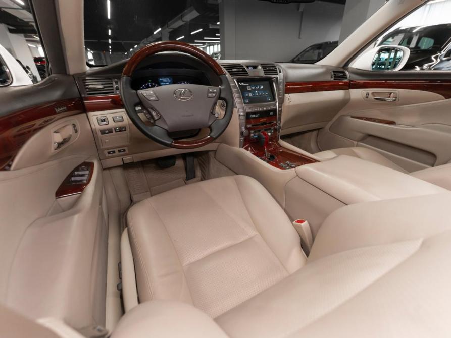 Lexus LS IV Москва  - изображение 7
