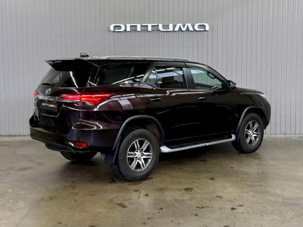 Toyota Fortuner II с пробегом 2017 года, цена 3 397 000 рублей, 171572 км, внедорожник, Автокод Объявления