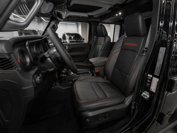 Jeep Wrangler IV (JL) Рестайлинг с пробегом 2025 года, цена 8 250 000 рублей, 32 км, внедорожник, Автокод Объявления