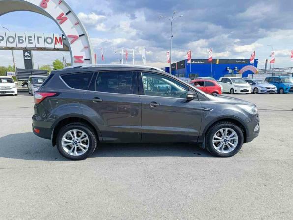 Ford Kuga II Рестайлинг с пробегом 2018 года, цена 1 575 000 рублей, 164234 км, внедорожник, Автокод Объявления
