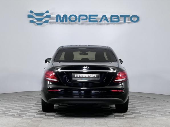 Mercedes-Benz E-Класс V (W213 S213 C238) с пробегом 2018 года, цена 2 100 000 рублей, 239822 км, седан, Автокод Объявления