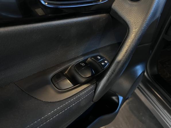Nissan Qashqai II с пробегом 2016 года, цена 1 690 000 рублей, 118417 км, внедорожник, Автокод Объявления