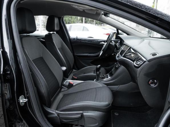 Opel Astra K Рестайлинг с пробегом 2020 года, цена 1 134 600 рублей, 181834 км, универсал, Автокод Объявления