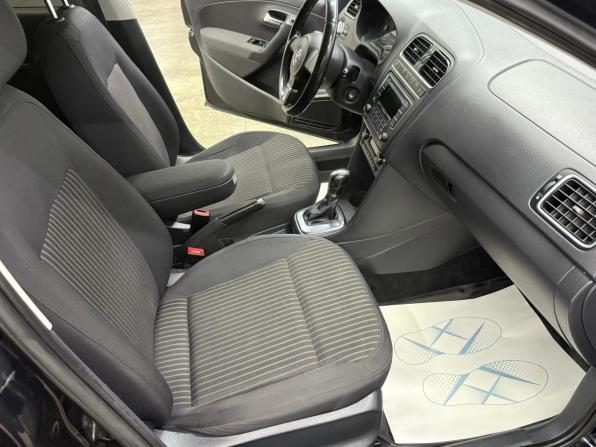 Volkswagen Polo V с пробегом 2012 года, цена 630 000 рублей, 286518 км, седан, Автокод Объявления
