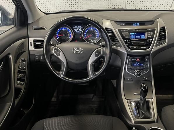 Hyundai Elantra V (MD) Рестайлинг с пробегом 2015 года, цена 740 000 рублей, 45265 км, седан, Автокод Объявления