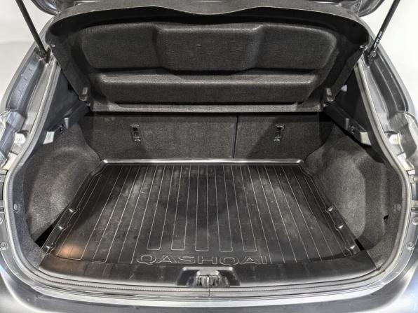 Nissan Qashqai II с пробегом 2018 года, цена 1 799 000 рублей, 87144 км, внедорожник, Автокод Объявления