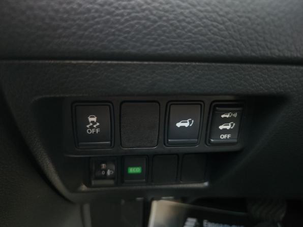 Nissan X-Trail III с пробегом 2017 года, цена 1 591 000 рублей, 176000 км, внедорожник, Автокод Объявления