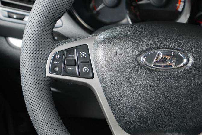 Lada (ВАЗ) Vesta I с пробегом 2019 года, цена 1 059 000 рублей, 63700 км, универсал, Автокод Объявления