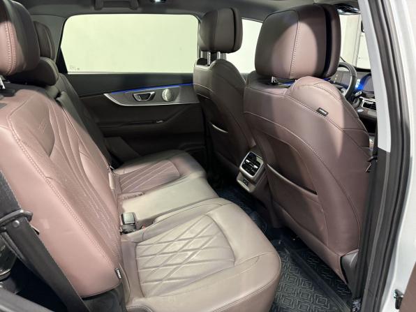 Chery Tiggo 8 Pro Max I Рестайлинг с пробегом 2024 года, цена 2 799 800 рублей, 4107 км, внедорожник, Автокод Объявления