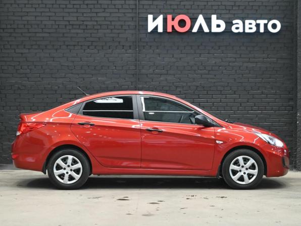 Hyundai Solaris I с пробегом 2012 года, цена 780 000 рублей, 167156 км, седан, Автокод Объявления