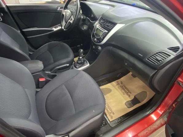 Hyundai Solaris I с пробегом 2011 года, цена 650 000 рублей, 197650 км, седан, Автокод Объявления