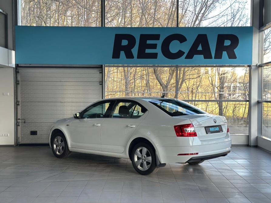 Skoda Octavia III (A7) Рестайлинг Санкт-Петербург  - изображение 3