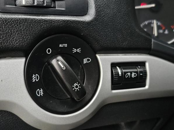 Skoda Octavia II (A5) Рестайлинг с пробегом 2012 года, цена 720 000 рублей, 228000 км, лифтбек, Автокод Объявления