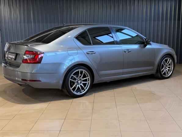 Skoda Octavia III (A7) Рестайлинг с пробегом 2018 года, цена 1 719 900 рублей, 128000 км, лифтбек, Автокод Объявления