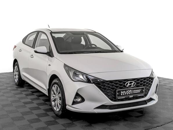 Hyundai Solaris II Рестайлинг с пробегом 2022 года, цена 1 495 000 рублей, 70359 км, седан, Автокод Объявления