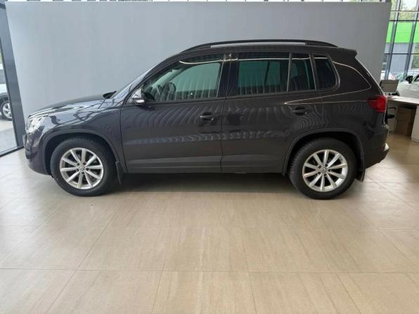 Volkswagen Tiguan I Рестайлинг с пробегом 2015 года, цена 1 499 000 рублей, 209000 км, внедорожник, Автокод Объявления