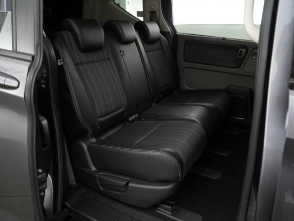 Honda Freed II с пробегом 2017 года, цена 1 400 000 рублей, 205439 км, компактвэн, Автокод Объявления