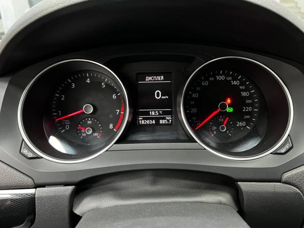 Volkswagen Jetta VI Рестайлинг с пробегом 2016 года, цена 1 250 000 рублей, 182000 км, седан, Автокод Объявления