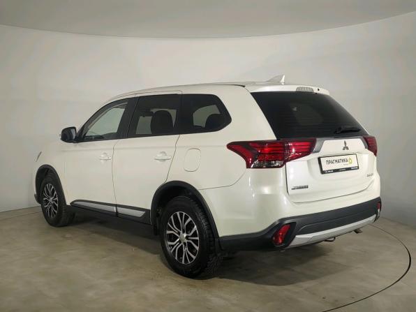 Mitsubishi Outlander III Рестайлинг 2 с пробегом 2017 года, цена 1 679 000 рублей, 139616 км, внедорожник, Автокод Объявления