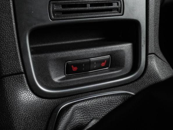 Ford Fiesta Mk6 Рестайлинг с пробегом 2015 года, цена 774 000 рублей, 140103 км, седан, Автокод Объявления